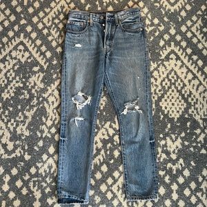 High waisted, distressed Levi’s, 501s skinny - size 26
